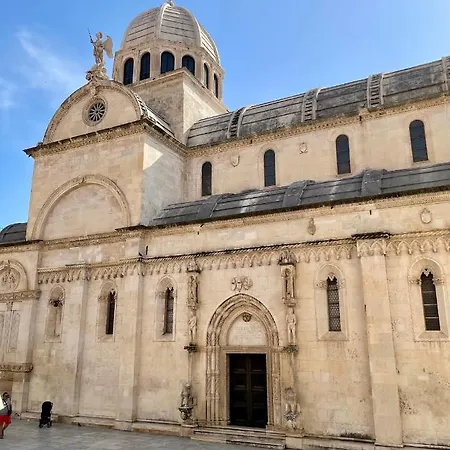 Seascape - Relaxing Home, Steps From The Water! Daire *