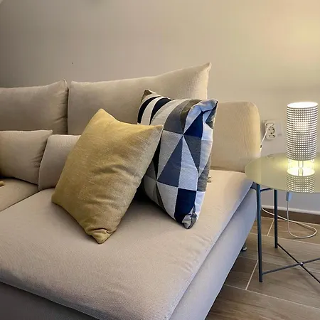 Seascape - Relaxing Home, Steps From The Water! Apartment Bilice