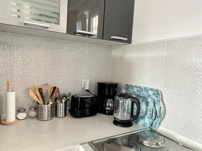 Seascape - Relaxing Home, Steps From The Water! * Bilice