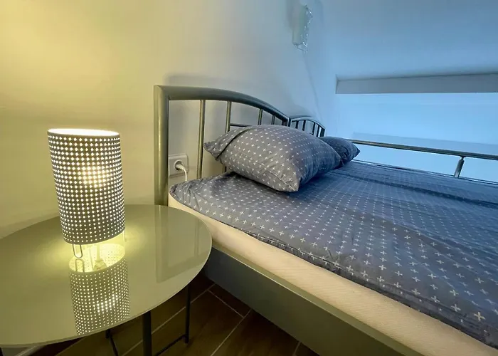 Seascape - Relaxing Home, Steps From The Water! Apartment *