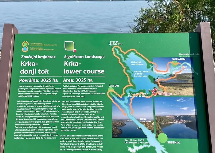 Seascape - Relaxing Home, Steps From The Water! *