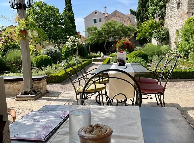 아파트 Seascape - Relaxing Home, Steps From The Water! *