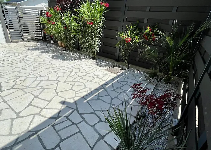 Seascape - Relaxing Home, Steps From The Water! 公寓 比利切